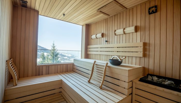 Traditional vs. Infrared – Choosing the Best Sauna Experience for You