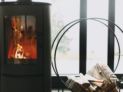 Guide to Selecting the Best Wood for Your Fireplace, Wood Stove, or Fire Pit