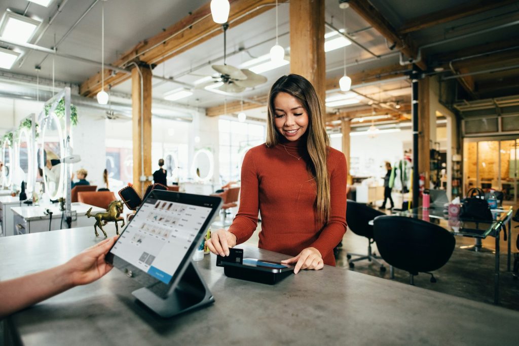 Unlocking Cloud-Based POS: 3 Benefits for Food Truck Operators