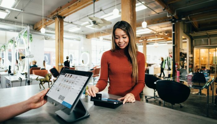 Unlocking Cloud-Based POS: 3 Benefits for Food Truck Operators