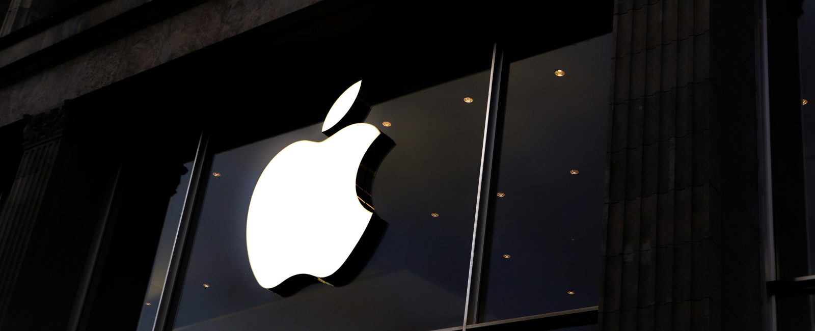 Apple Tops Tech Giants in Revenue Per Employee