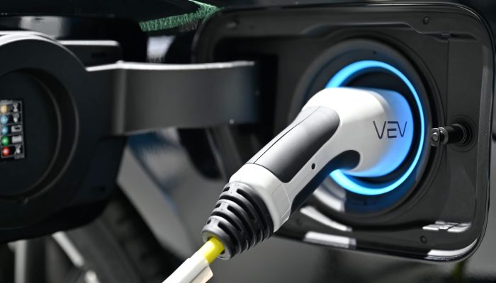 VEV Partners with Techniche EV to Maximise Charger Uptime and Streamline Service Support