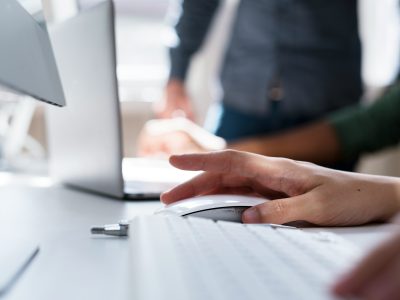 Thomson Reuters Introduces Agentic AI to Automate Complex Tasks