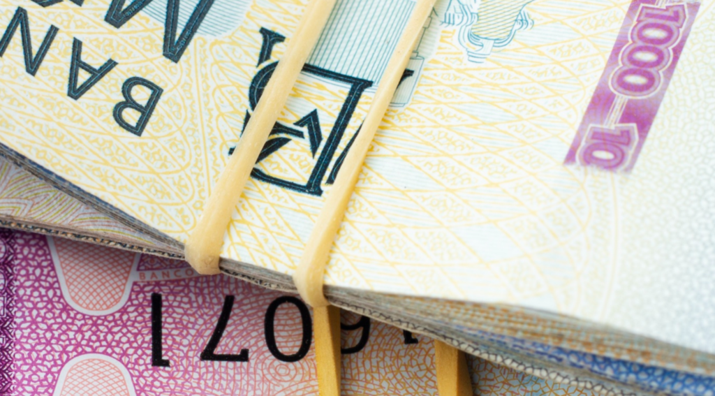 Why Japan’s Sudden Currency Move Has Hedge Funds Preparing for Chaos