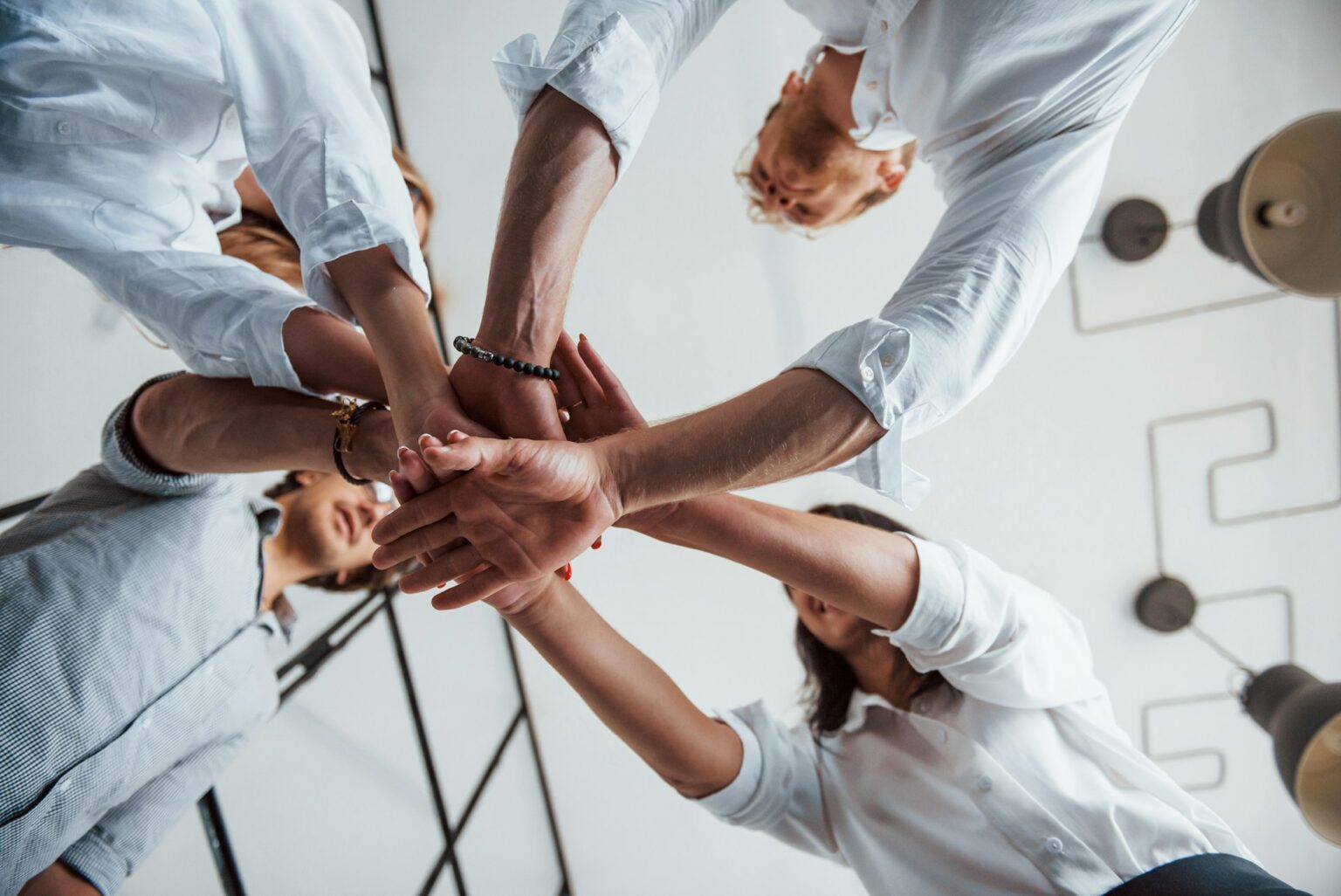 The Evolution of Team-Building: How Corporate Events Moved From Boardrooms to Real Experiences