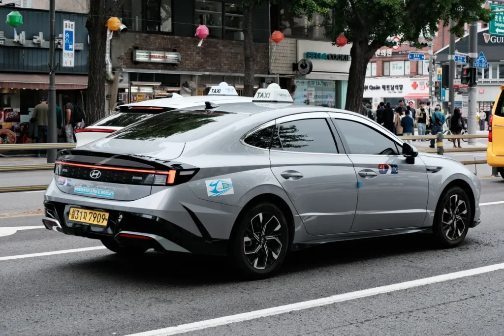 Lurie Pushes Waymo Robotaxi Regulations After July 4 Gridlock Waymo robotaxi regulations