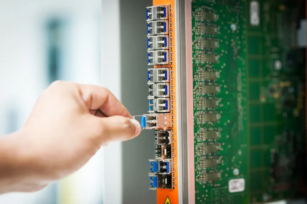 Relativity Networks hollow-core fiber